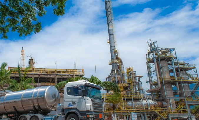 Paralisação da Unigel leva Cubatão a buscar apoio federal para proteger indústria química