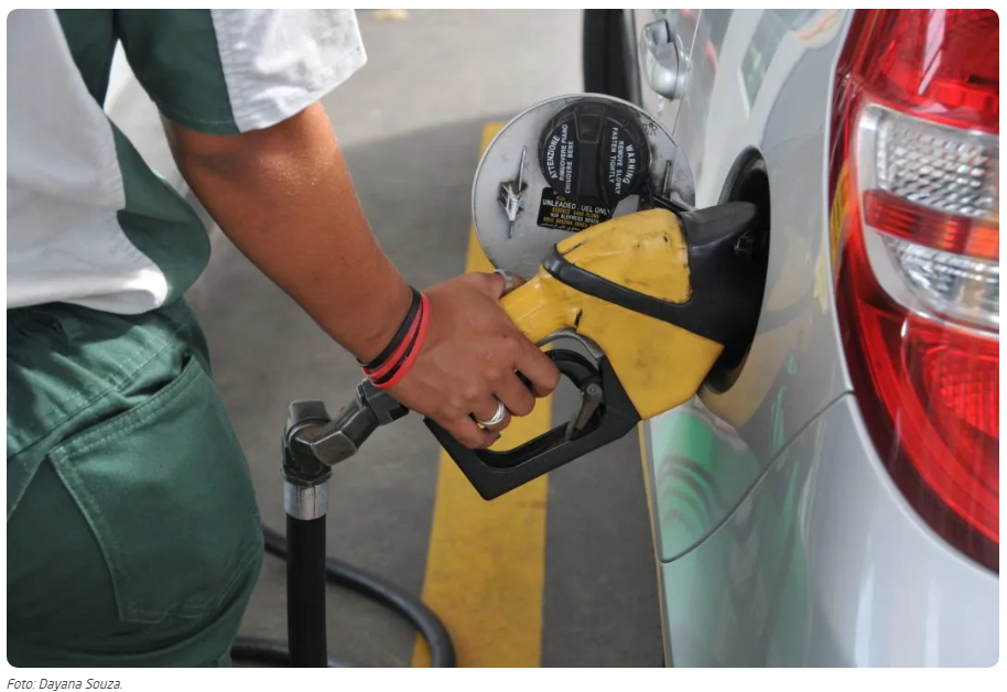 Aumento de combustível pode provocar alta no preço de alimentos, alerta economista