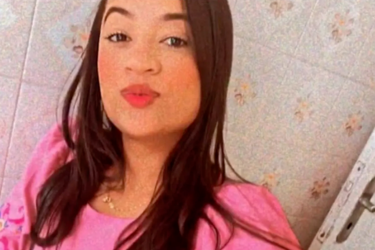 ​MULHER ESFAQUEADA NA FRENTE DO FILHO PELO EX-COMPANHEIRO MORRE EM PRAIA GRANDE