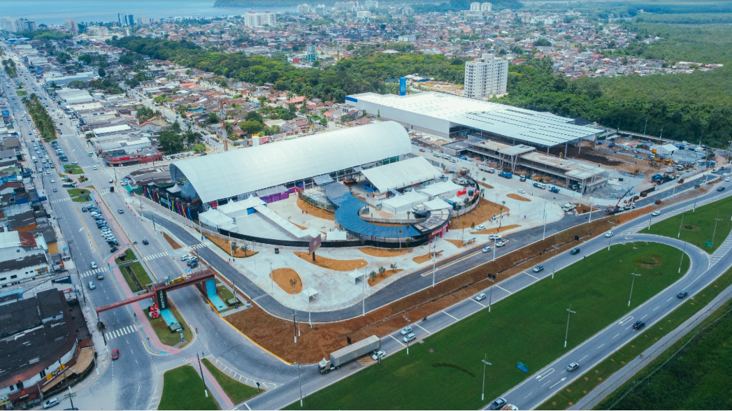 Bertioga inaugura arena moderna para shows, convenções e competições esportivas