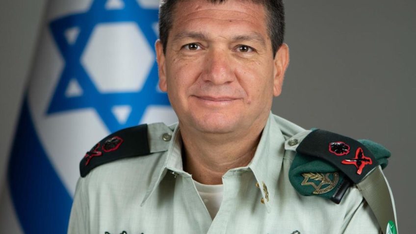 Chefe de Inteligência do Exército de Israel Renuncia Após Falhas que Permitiram Ataque do Hamas*