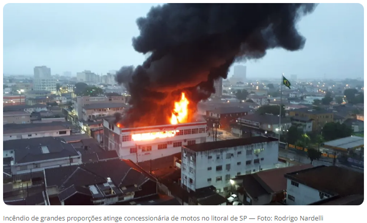 ​UMA CONCESSIONÁRIA FOI ATINGIDA POR UM INCÊNDIO DE GRANDES PROPORÇÕES, RESULTANDO NA DESTRUIÇÃO DE 180 MOTOS.