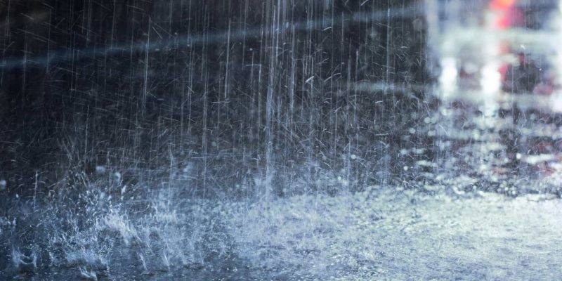 Primavera deve ter chuva acima da média e ondas de calor no litoral de SP