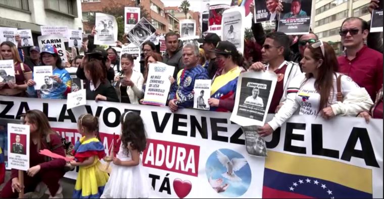 Venezuelanos na Colômbia pedem que TPI tome medidas contra Nicolás Maduro