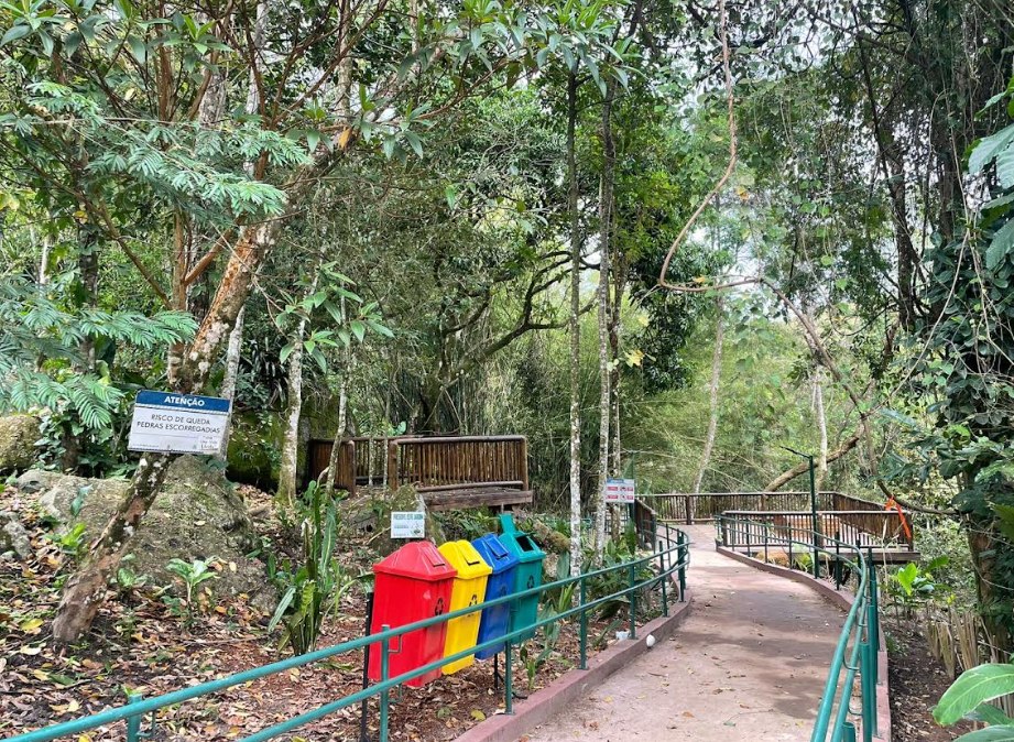 ​ILHABELA GANHA PRIMEIRA CACHOEIRA ACESSÍVEL PARA CADEIRANTES E PESSOAS COM MOBILIDADE REDUZIDA DO BRASIL