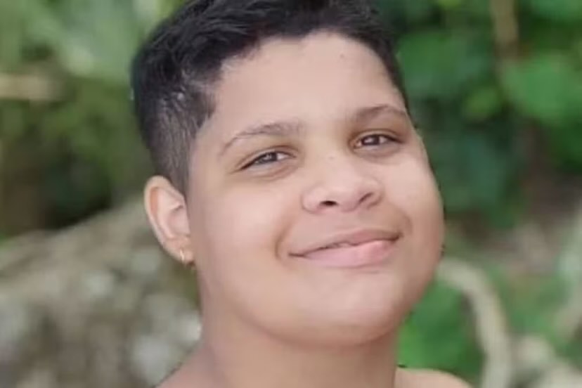 Família busca apoio para cirurgia urgente de adolescente com tumor no cérebro no litoral de SP